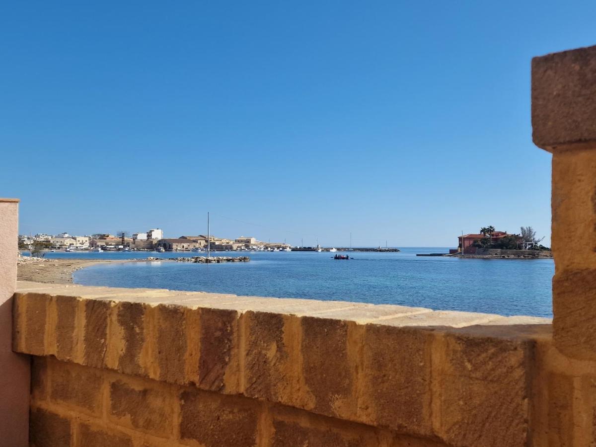 La Casa Sulla Spiaggia Марцамемі Екстер'єр фото